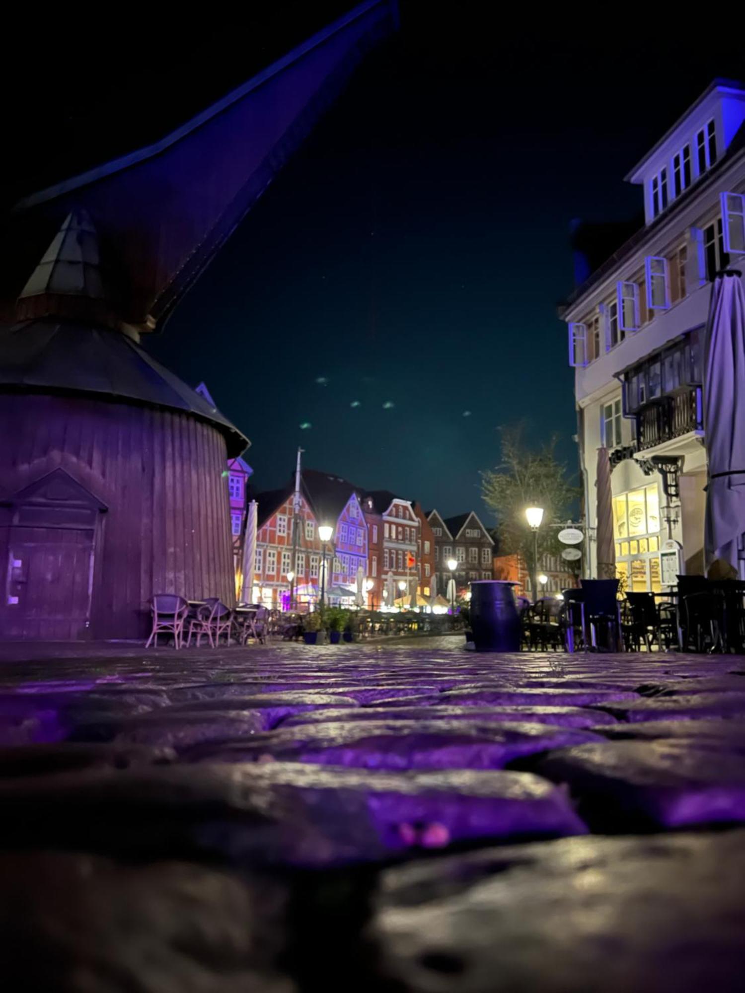 Moderne 2-Zimmer Wohnung! Wlan Und Netflix Inklusive! Zentral Gelegen In Der Historischen Altstadt! Stade Exterior foto