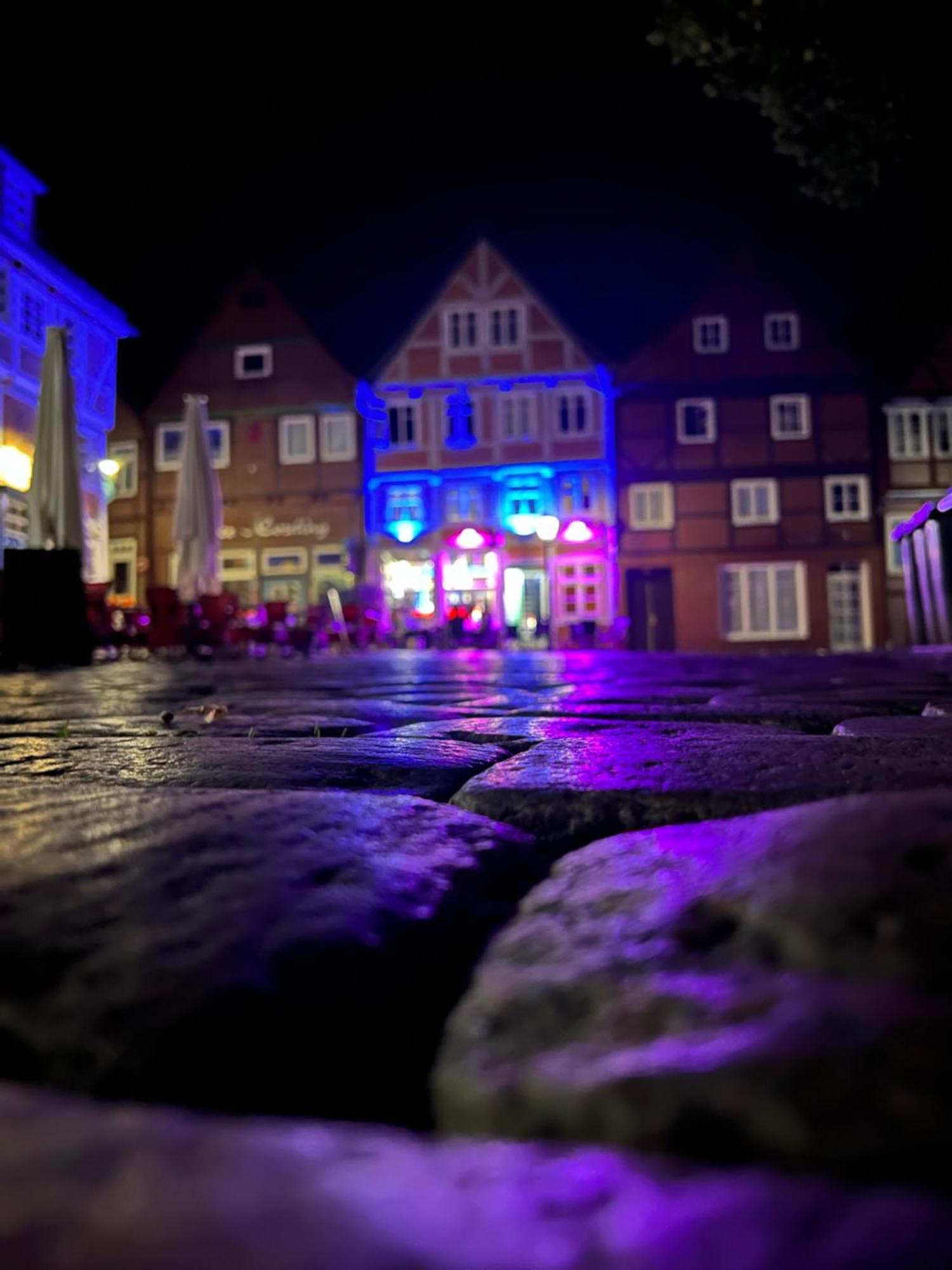 Moderne 2-Zimmer Wohnung! Wlan Und Netflix Inklusive! Zentral Gelegen In Der Historischen Altstadt! Stade Exterior foto
